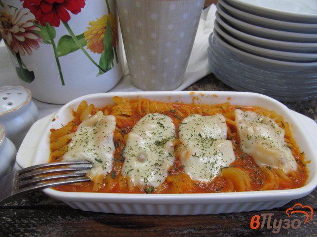 фото рецепта: Паста в томатном соусе с сыром моцарелла