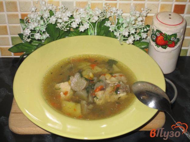 фото рецепта: Суп из курицы с кукурузой и вешенками