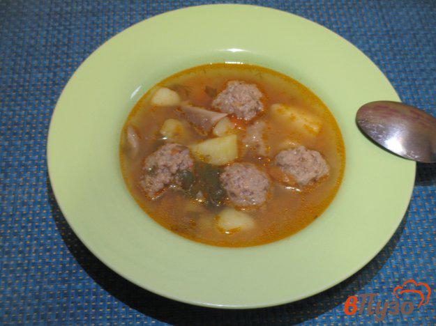 фото рецепта: Томатный суп с острыми свиными фрикадельками