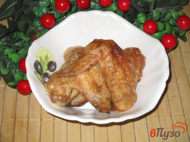 фото рецепта: Куриные крылышки запеченные в соево-майонезном маринаде