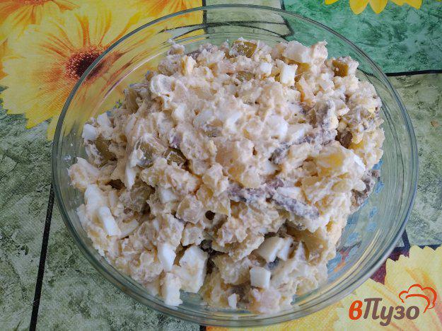 фото рецепта: Салат из печени, яиц, картофеля и консервированного кабачка