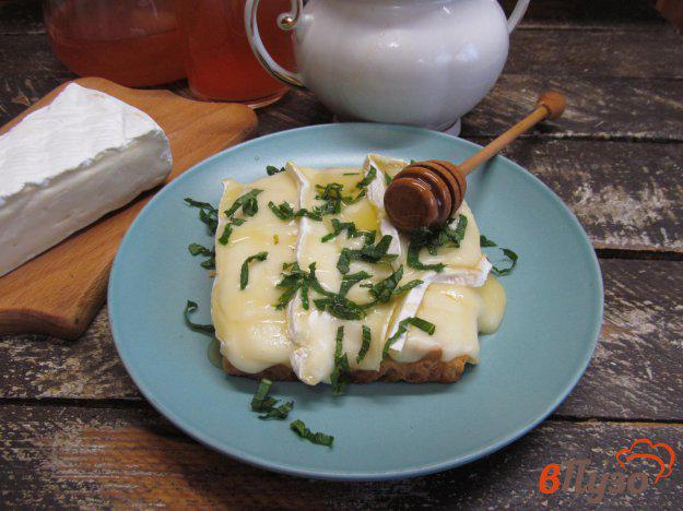 фото рецепта: Сэндвич с тыквой и сыром бри