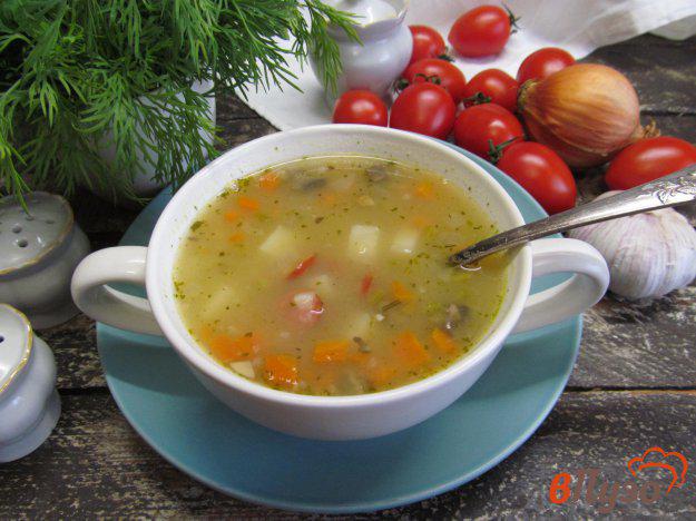 фото рецепта: Гороховый суп с грибами и колбасками