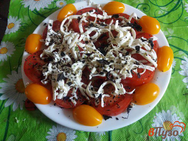 фото рецепта: Салат из помидор в прованском стиле