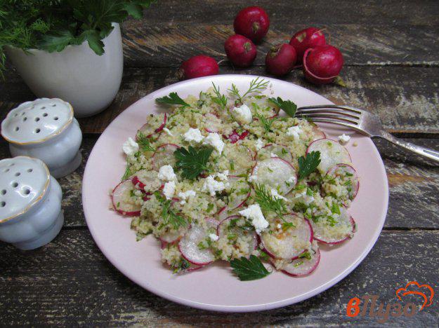 фото рецепта: Салат из кус-куса с редиской