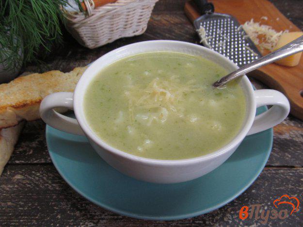 фото рецепта: Суп из цветной капусты с пастой орзо