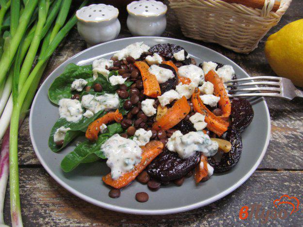 фото рецепта: Салат из чечевицы с печеными овощами