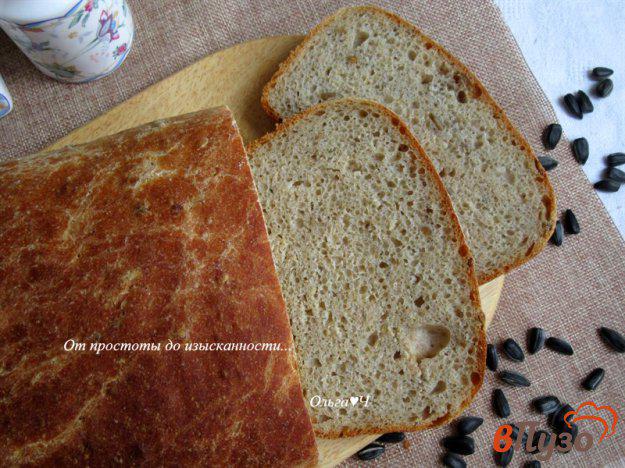 фото рецепта: Цельнозерновой овсяный хлеб с семечками