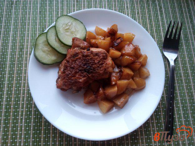 фото рецепта: Картофель в соево-медовом соусе с курицей
