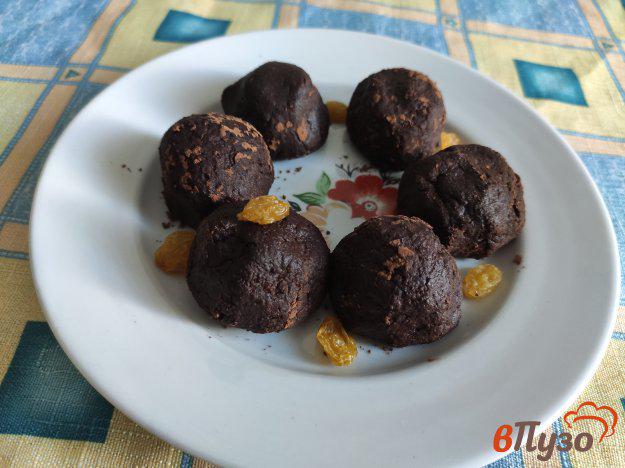 фото рецепта: Творожно-шоколадные шарики с изюмом