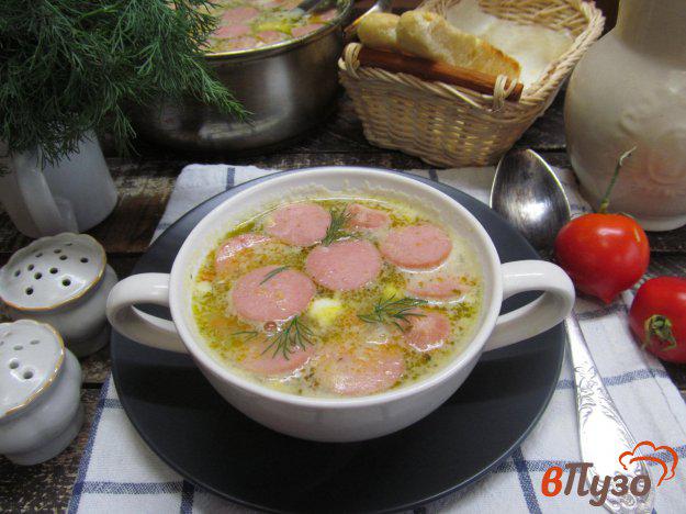 фото рецепта: Гороховый суп с сосисками и сыром