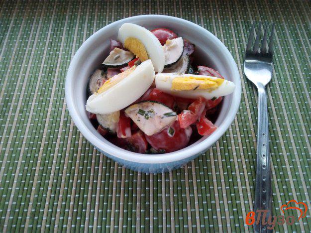 фото рецепта: Салат с жареными кабачками
