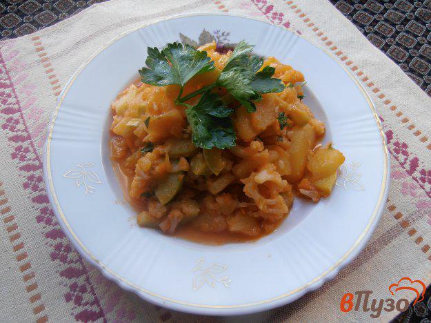 фото рецепта: Овощное рагу с цветной капустой и картошкой