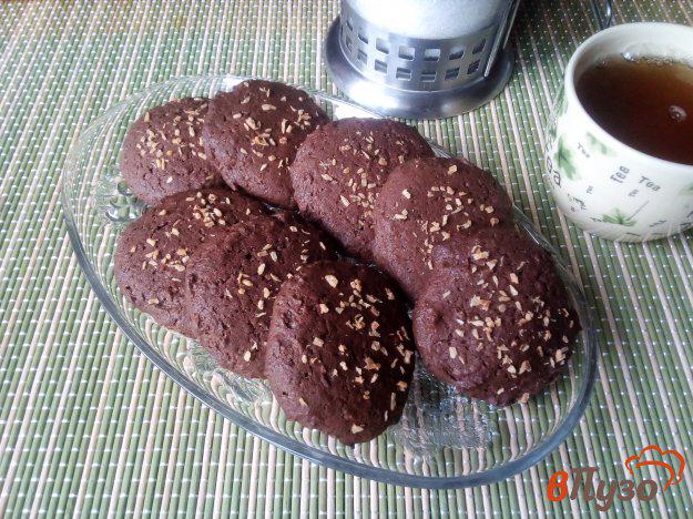 фото рецепта: Шоколадное печенье с кокосовой стружкой