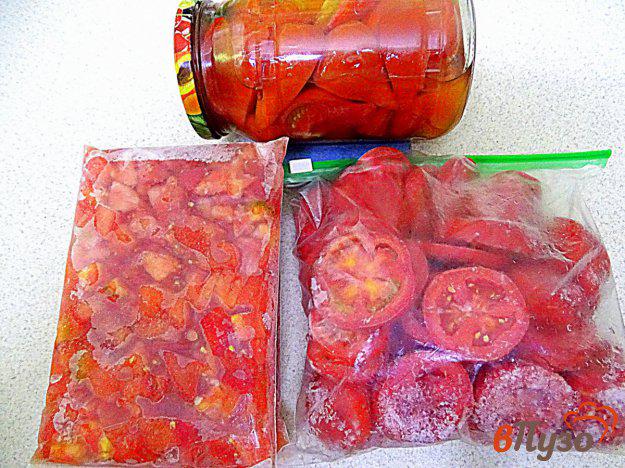 фото рецепта: Три вида заготовки помидоров на зиму