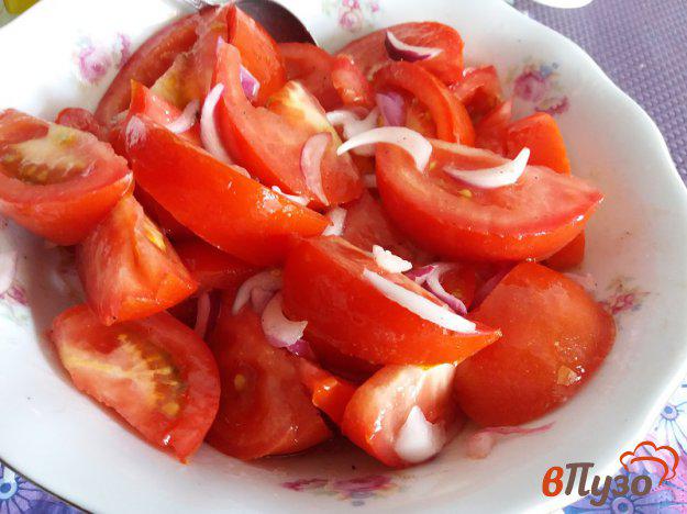 фото рецепта: Салат из помидоров и красного лука