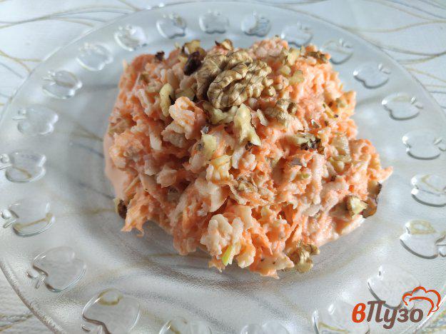 фото рецепта: Морковно-яблочный салат со сгущенкой