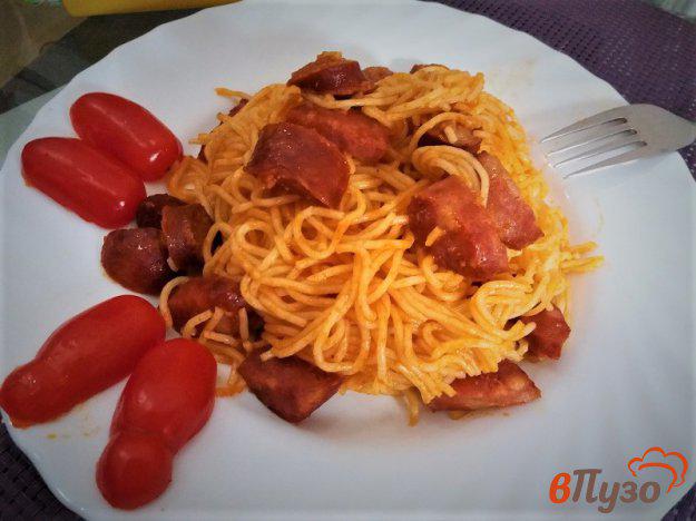 фото рецепта: Паста спагетти с соусом из охотничьих колбасок