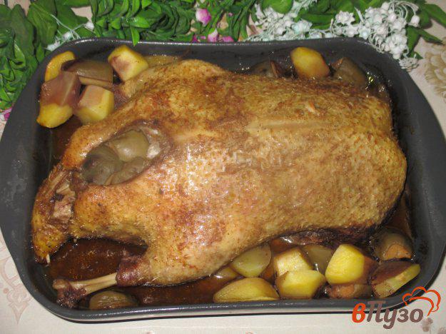фото рецепта: Утка запеченная с картофелем и фейхоа