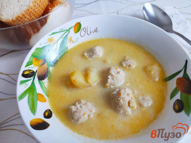 фото рецепта: Сырный суп с фрикадельками