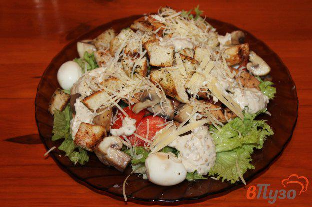 фото рецепта: Салат с курицей и грибами