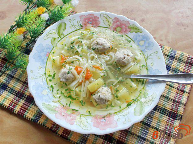 фото рецепта: Суп с фрикадельками и лапшой удон