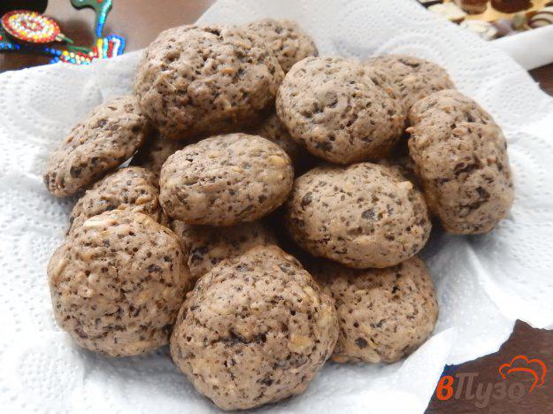 фото рецепта: Овсяное печенье с шоколадом и семечками