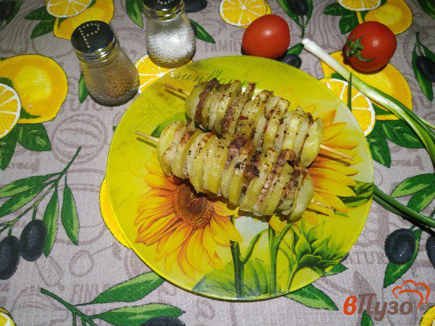 фото рецепта: Печёный картофель с подчеревком и луком