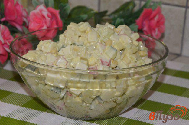 фото рецепта: Салат Крабовый с картофелем и луком
