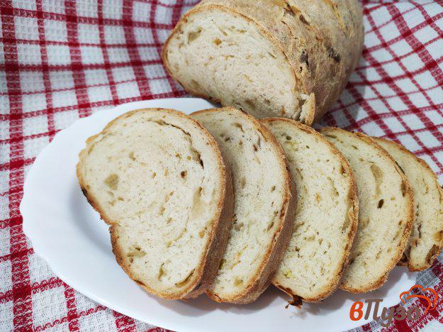 фото рецепта: Белый хлеб с жареным луком