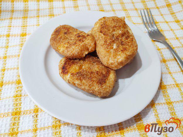 фото рецепта: Картофельные котлеты с плавлённым сырком