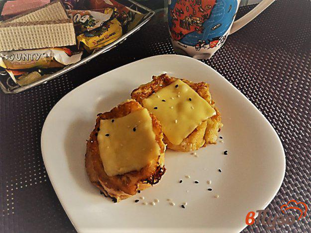 фото рецепта: Гренки по-французски с сыром