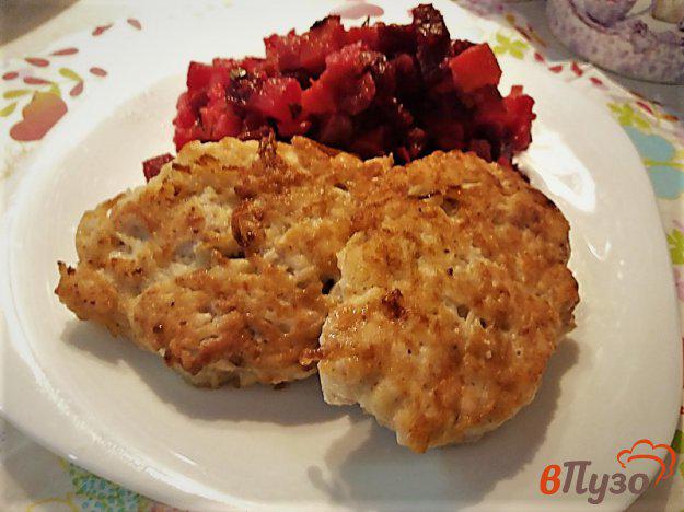 фото рецепта: Куриные рубленные котлеты с сыром и картофелем