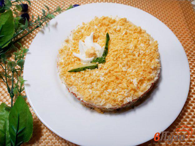 фото рецепта: Салат «Мимоза» с рисом и шпротами