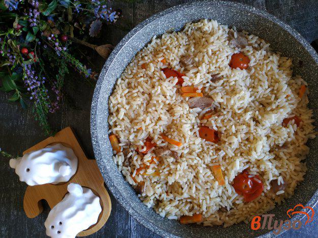 фото рецепта: Рис со свининой и помидорами черри