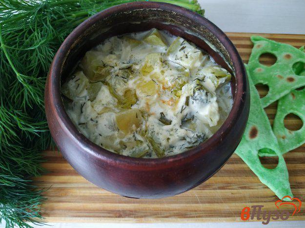 фото рецепта: Картофель с кабачками сметаной и зеленью запечённый в горшочке