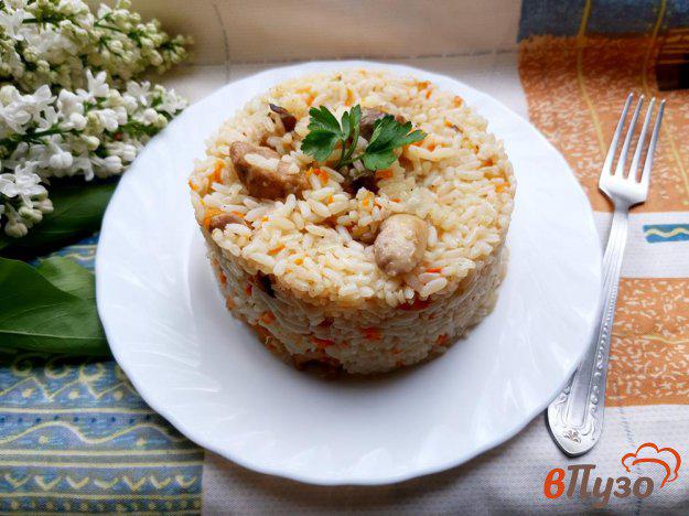 фото рецепта: Рис карри с мясом и грибами