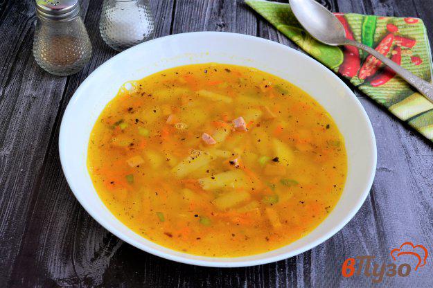 фото рецепта: Гороховый суп с вареной колбасой