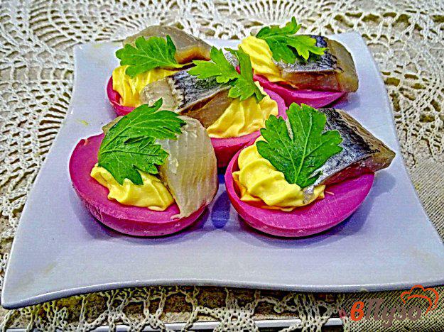 фото рецепта: Закуска из яиц и сельди