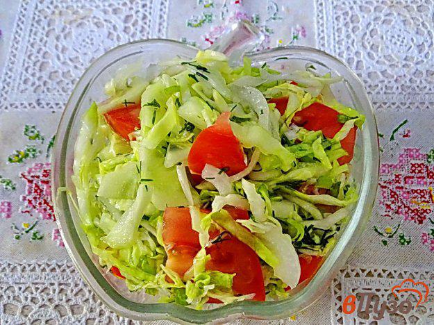 фото рецепта: Салат из молодой капусты помидоров и огурцов