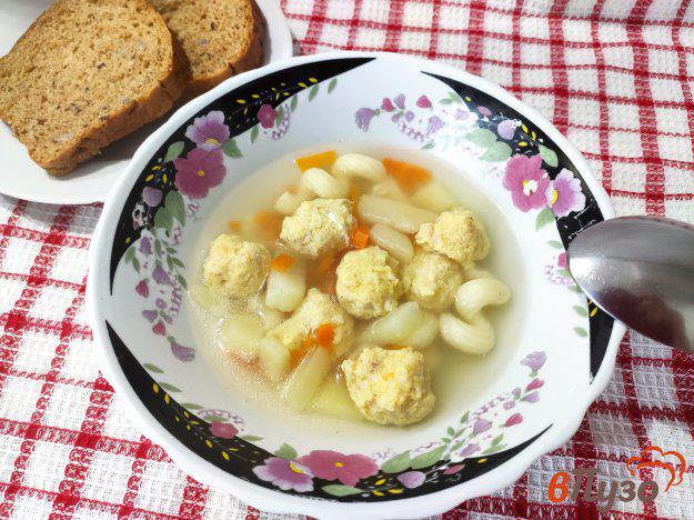 фото рецепта: Суп с фрикадельками и отваренными макаронами