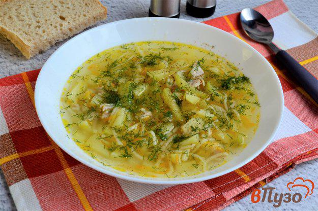 фото рецепта: Куриный суп с кабачками и вермишелью