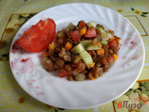фото рецепта: Салат из чечевицы и овощей