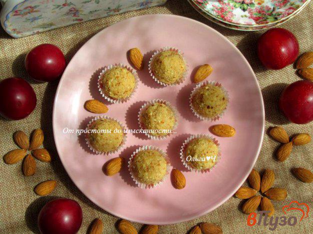 фото рецепта: Ореховые конфеты со сгущенкой