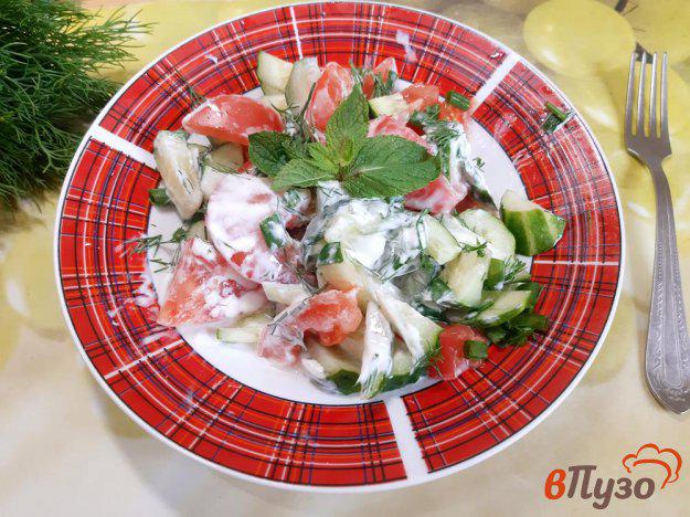 фото рецепта: Салат овощной со сметаной
