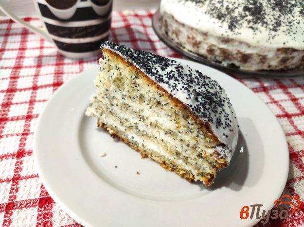 фото рецепта: Бисквитный маковый торт