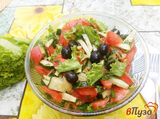 фото рецепта: Салат овощной с маслинами