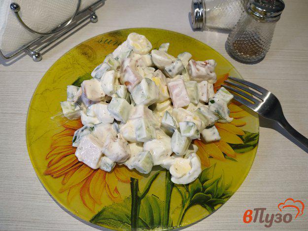 фото рецепта: Салат с копчёной куриной грудкой
