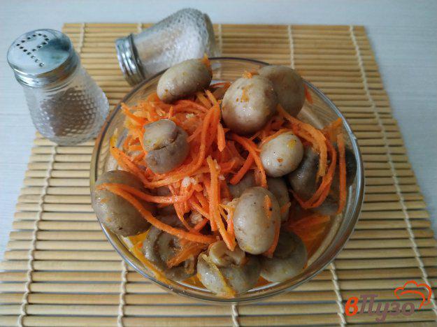 фото рецепта: Шампиньоны с морковью по- корейски
