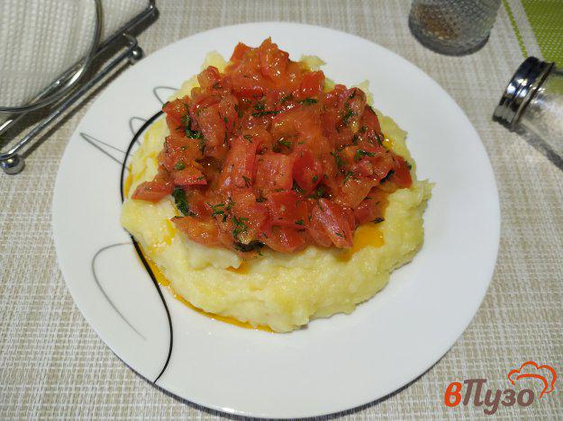фото рецепта: Картофельное пюре с томатами и укропом